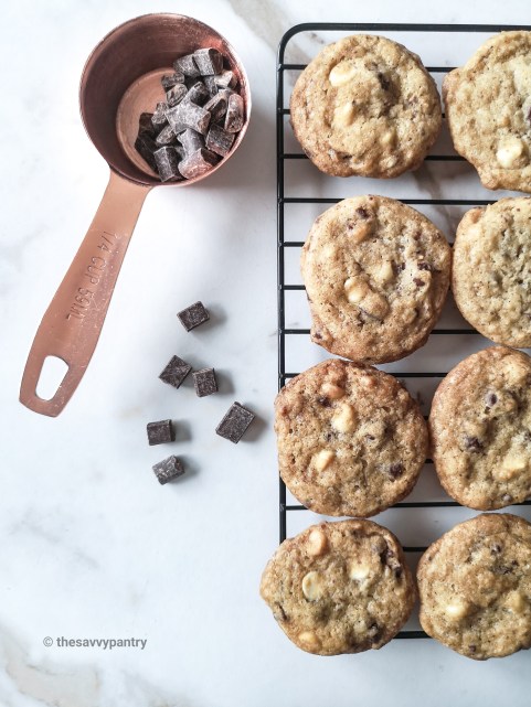 TheSavvyPantry-ChocolateChipCookiesVegan (7)