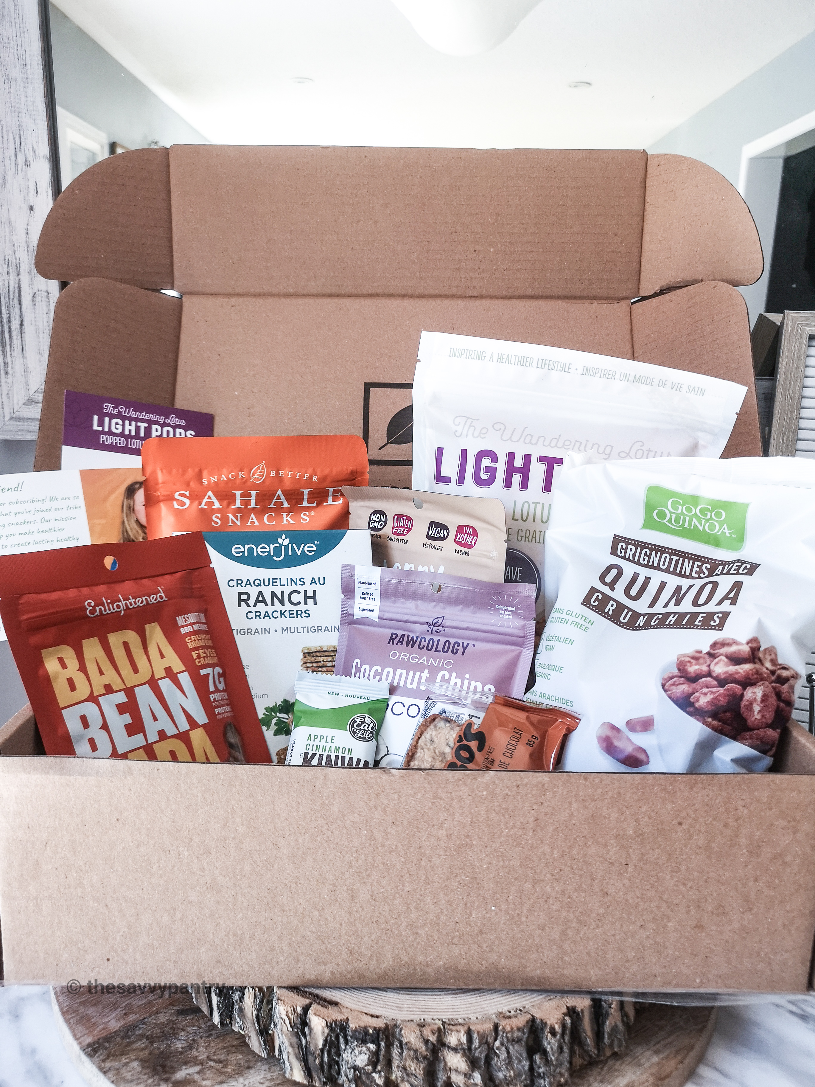 TheSavvyPantry-TheBalancedSnackBoxVeganrReview (1)
